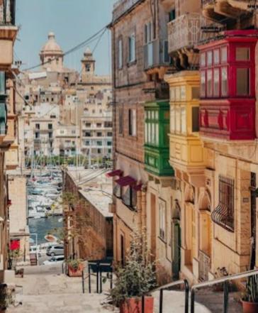 Sea Breeze Penthouse And Terrace Qawra St Paul'S Bay Lejlighed San Pawl il-Baħar Eksteriør billede